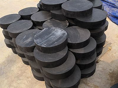 东光县板式橡胶支座由若干层橡胶片与薄钢板经加压硫化